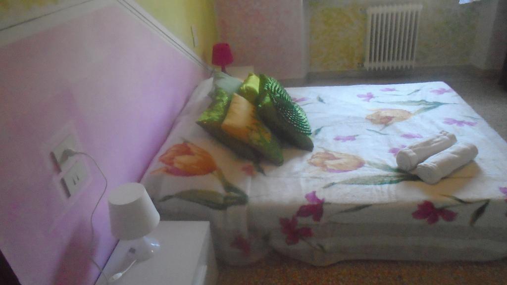 Tropical Bed&Breakfast Lucca Habitación foto