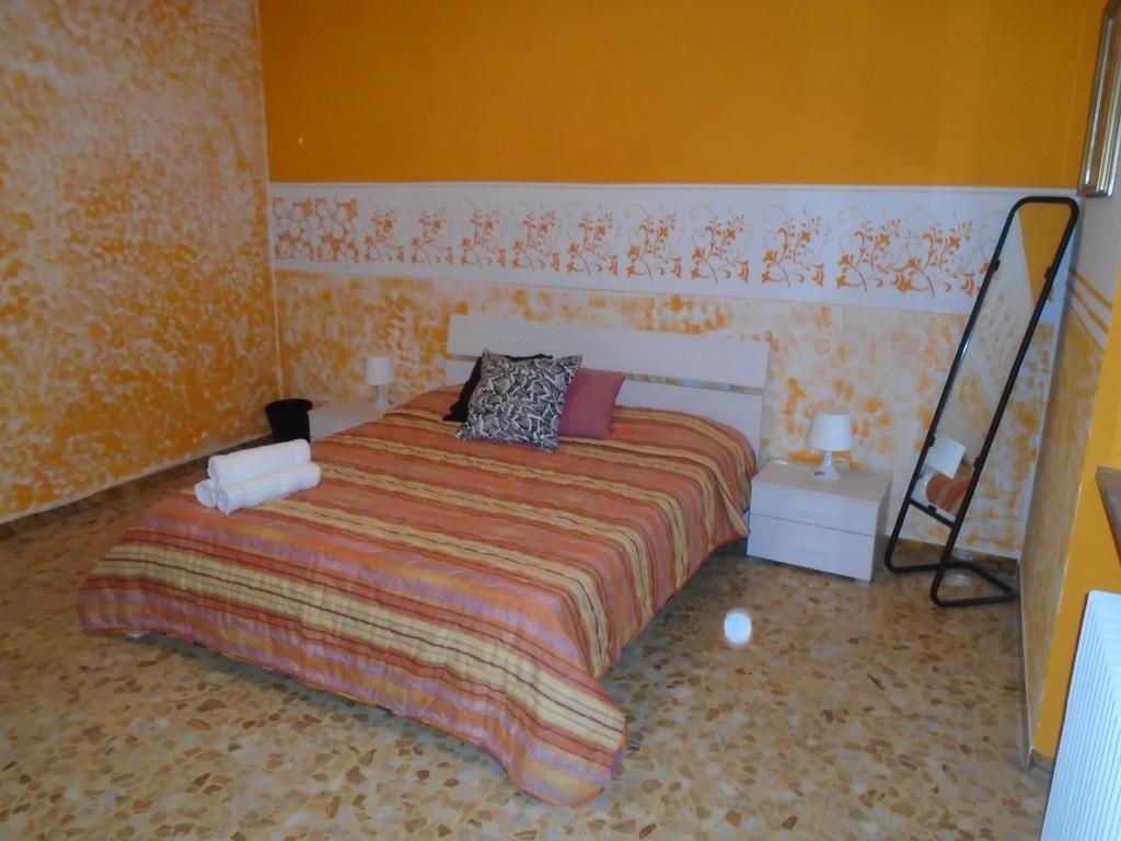 Tropical Bed&Breakfast Lucca Habitación foto